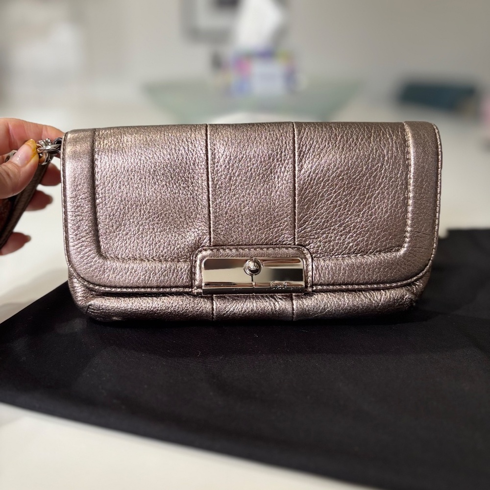 Clutch bag - Picture 3 of 3